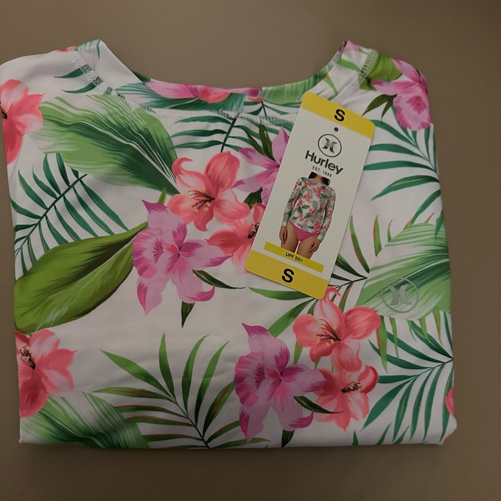 🆕 Hurley Tropical Floral Swim Top long sleeve